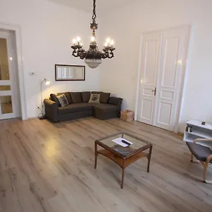 https://sissy-apartment.inbudapesthotels.com